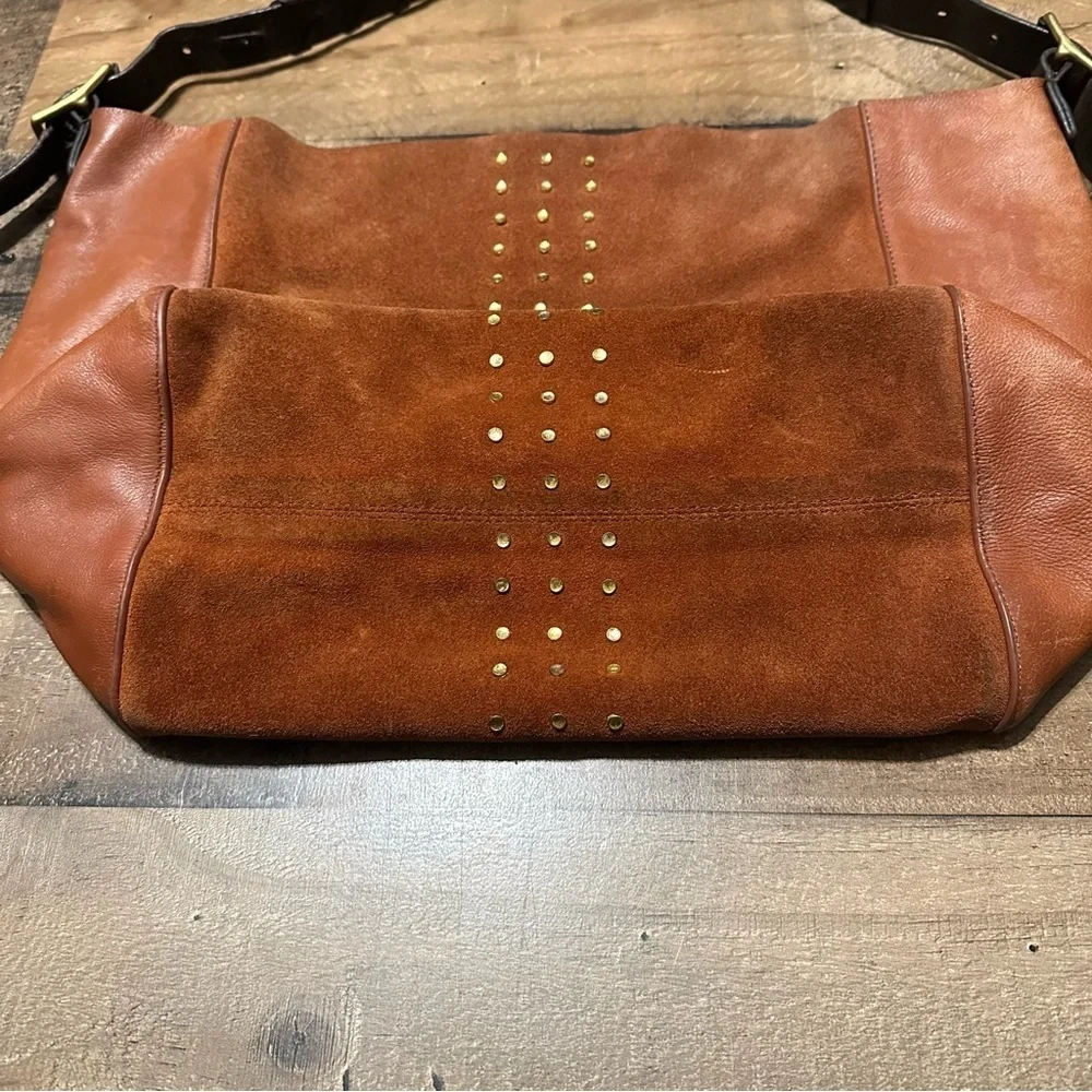 Kempton & Co Cowdray Hobo - Rust Stud